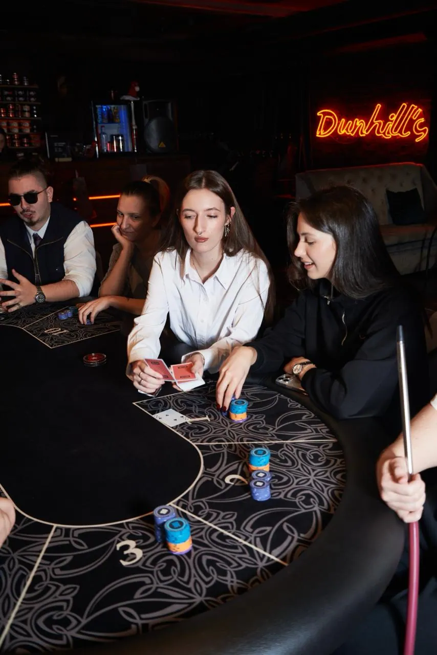 Фотография клуба Poker Room