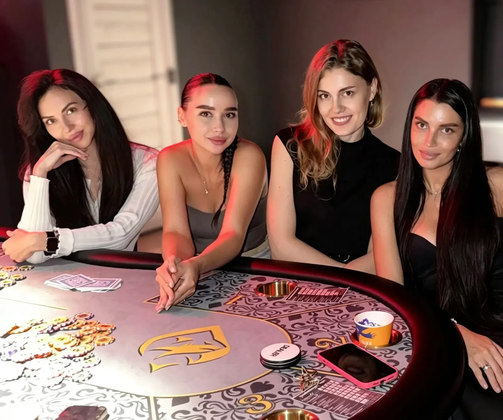 Фотография клуба Check-Raise Poker Club