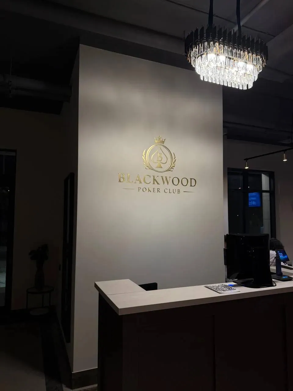 Фотография клуба BLACKWOOD